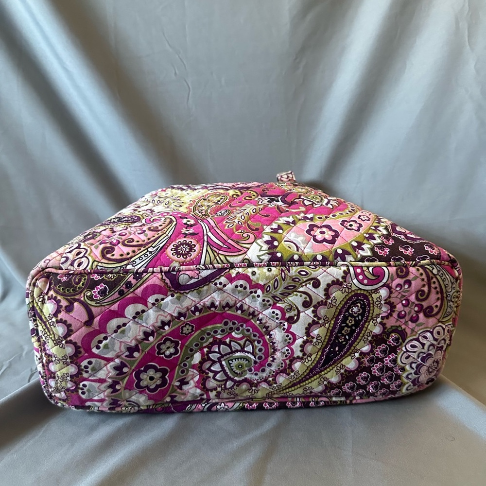 Vera Bradley Laura Shoulder Bag in the Very Berry Paisley pattern - Picture 5 of 10